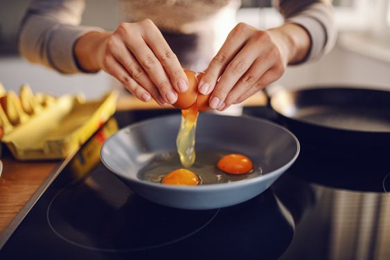 eating-eggs.jpg