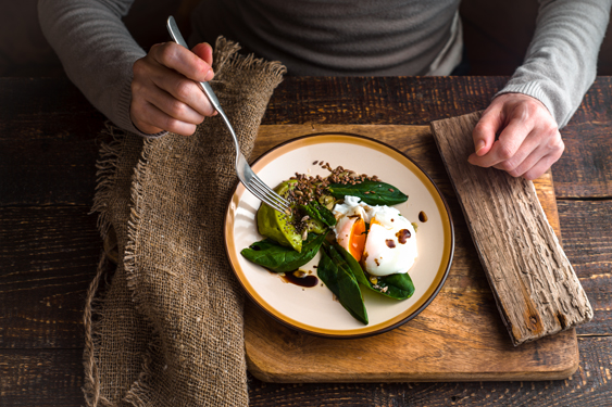 eggs-spinnach-avacado-breakfast-640313216.jpg
